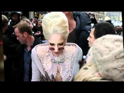 Lady Gaga Gets Groped Video Youtube