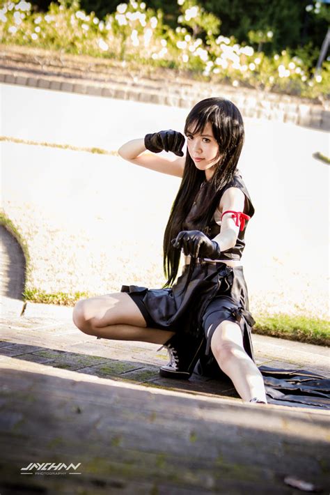 Tifa Lockhart Cosplay By Cammyii Final Fantasy Vii Advent Children