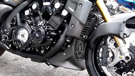 Yes, it's politically incorrect—but with over 170bhp, who's complaining? VMAX 1700 BLACK OUT CMS - YouTube