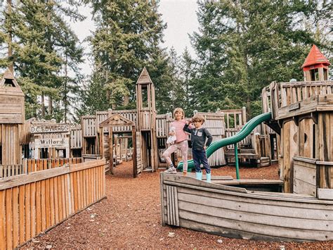 Two in Tow & On the Go: Kids’ Gig playground charms with nods to local