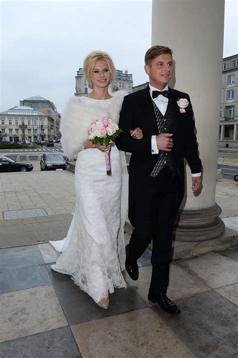 Maja hirsch o dieciemaja hirsch rzadko pojawia się na salonach, ale jak już przychodzi to olśniewa! Izabela Zwierzyńska - ślub