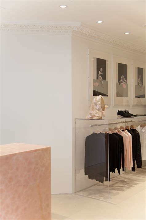 Simone Rocha Flagship Store London | Store interior, Store design boutique, Store decor