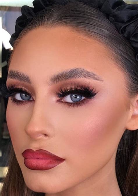 Stunning Makeup Looks 2021 The Perfect Statement Red Lips