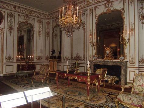Elaborate carving became an even more prominent feature, with a more graceful rococo and more scroll work. Louis XV French Rococo Interior Design Style | Interior ...