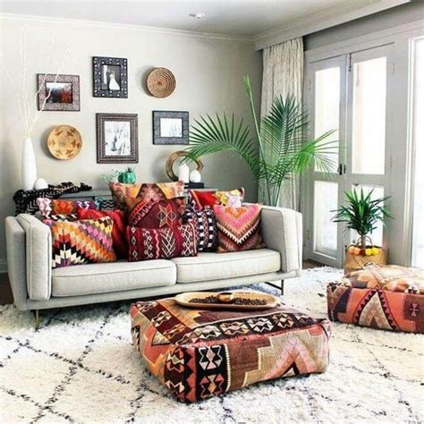 35 Charming Boho Living Room Decorating Ideas With Gypsy Style Homishome