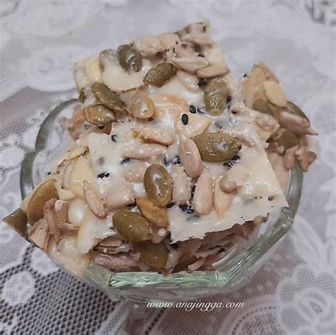 Aneka resepi biskut raya memaparkan pelbagai jenis koleksi biskut raya 2018 yang menjadi hidangan para tetamu anda pada raya tahun ini. Resepi Biskut Florentine
