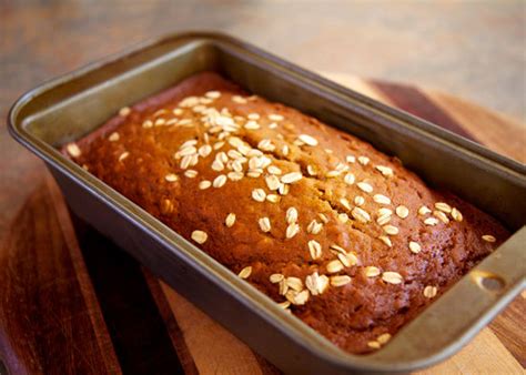 Run a thin, sharp knife around the sides of the pan before removing from the pan. Oatmeal Pumpkin Spice Bread Recipe | POPSUGAR Fitness