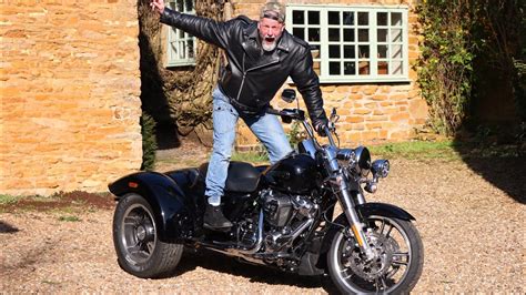 We have had many requests to show harley trike maintenance. Harley Davidson FreeWheeler 2019 Review! 114 trike - YouTube