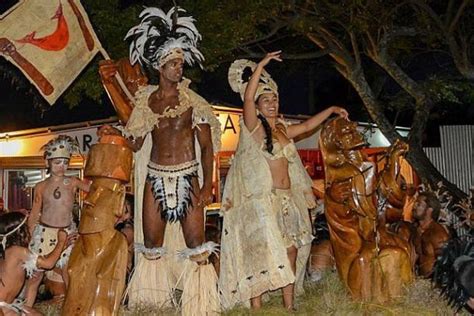 Vestimenta Rapa Nui Trajes Típicos De Isla De Pascua 2022
