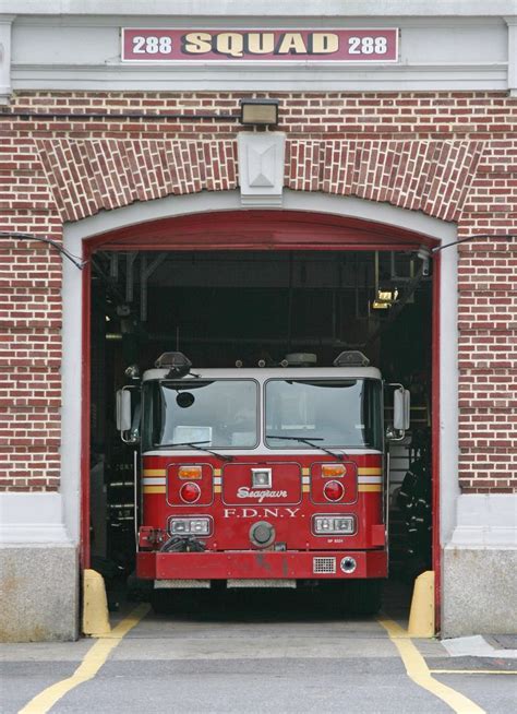 Fdny Squad 288 Fdny Fire Trucks Fire Rescue