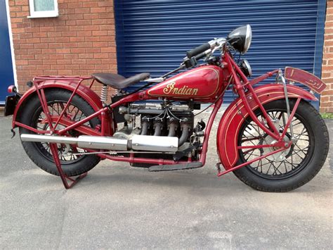 The 1935 year models were the first year of the streamlined fenders. 1935 Indian Four