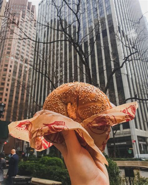 Awesome Affordable Places To Eat In Nyc Breakfast Lunch Dinner New York Bagel Summer