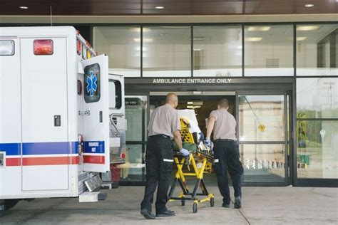 Emtparamedic Job Description Salary Skills And More Emergency