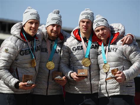 Offizielles twitter von francesco friedrich #bobsleigh. Friedrich und Co. bejubeln "unfassbaren Erfolg"