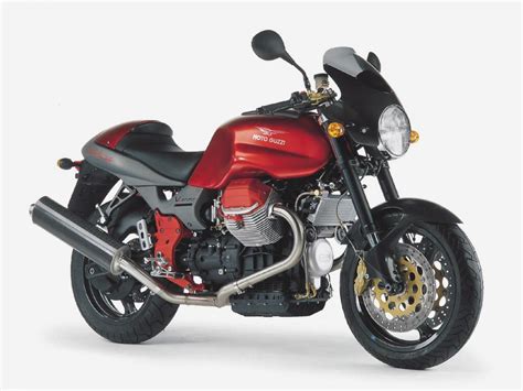 1) la v11 sport del 1999, nel colore verde legnano, con telaio rosso. 2001 Moto Guzzi V11 Sport Rosso Mandello Limited Edition ...