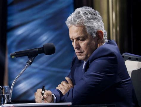 Chile play guinea on tuesday in another friendly but rueda was worried that sanchez might have to miss the start of south american world cup. Reinaldo Rueda tendría definida la oncena para enfrentar a ...