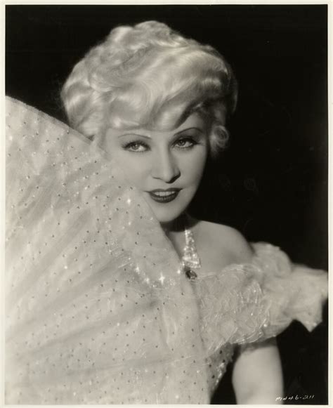 picture of mae west