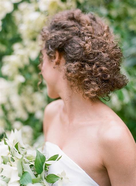 An Elegantly Relaxed Interpretation Of A White Wedding Once Wed