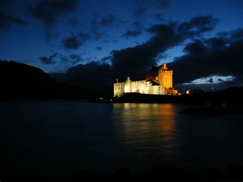 Eilean Donan Castle A Low Light Shot Of Eilean Donan Castl Flickr