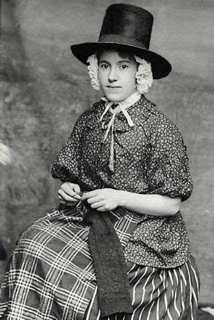 Welsh Ladies Welsh Dress Woman Knitting Traditional Welsh Dress