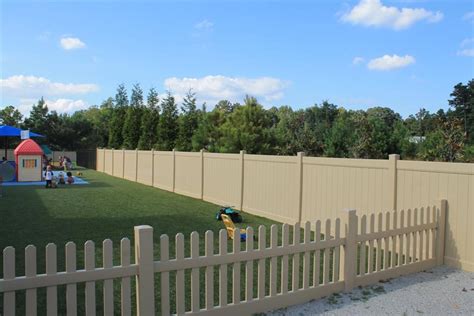 Pvc And Vinyl Fences Accurate Fence Atlanta Fence Company
