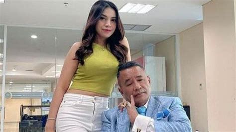 Segini Gaji Aspri Pengacara Hotman Paris Yang Ternyata Beda Beda Makin Dekat Makin Besar