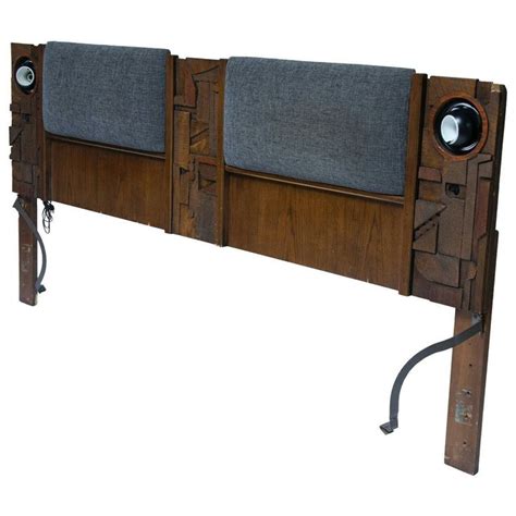 Made from solid pinewood, this bed showcases clean lines, short side rails, and. Pin by Katelyn Zweibohmer on Mid Century Modern (With ...