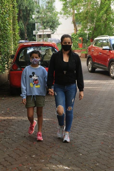 In Pics Actress Neelam Kothari Makes A Rare Appearance With Adopted Daughter Ahana
