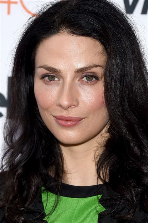 Joanne Kelly Pictures and Photos | Fandango