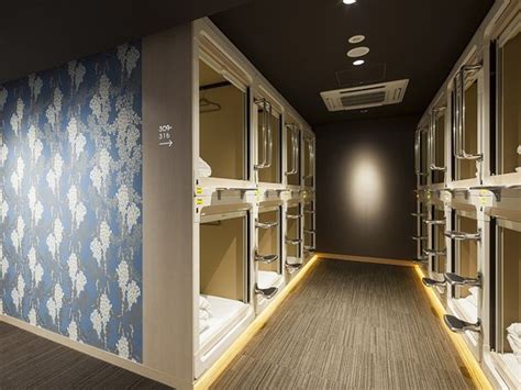 There is a small convenience store and a few vending machines on the property, plus a number of restaurants in. TOKYO GINZA BAY HOTEL (AU$48): 2020 Prices & Reviews (Japan) - Photos of Capsule Hotel - Tripadvisor