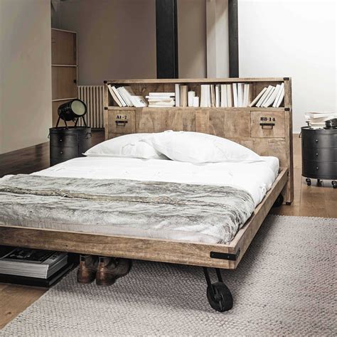 I letti con contenitore sono la soluzione perfetta per le abitazioni con ambienti piccoli. Testata da letto con contenitori in massello di mango L 140 cm Manufacture | Maisons du Monde