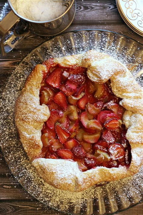 Strawberry Rhubarb Galette