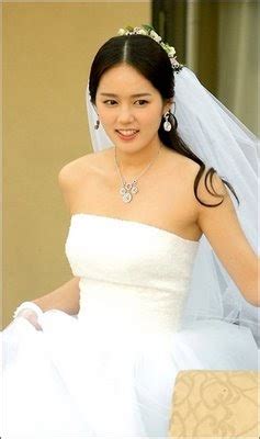 Find the perfect han ga in stock photos and editorial news pictures from getty images. Han Ga In in Wedding Dress - udoo24