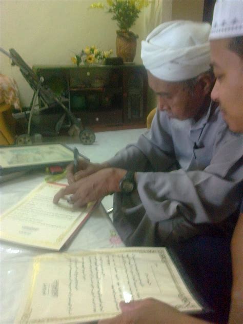 I, muhammad al amin, am better known as al amin. Pusat Rawatan Islam Darul Naim: Syeikhuna Ustaz Hj. Hamzah ...