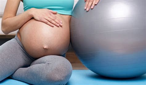 Using A Birth Ball To Support Your Pregnancy Birth And Postpartum Recovery