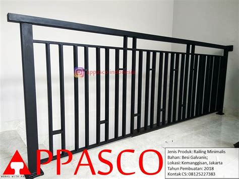 Kita harus cermat dalam penempatan tangga model beserta ukurannyamisalnya anda harus memikirkan penempatan tangga di depan di tengah atau di belakang. Desain Railing Tangga Minimalis Cocok untuk Interior ...