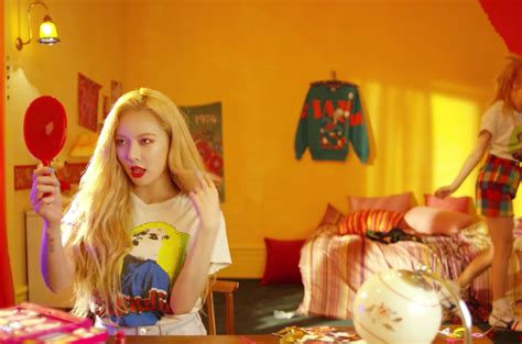 hyuna captivates in ‘lip and hip music video watch billboard