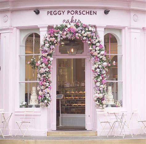 If you are using london underground we are situated. #ihavethisthingwithpink • Foto's en video's op Instagram ...