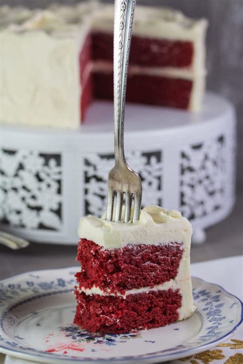 With cream cheese icing & walnuts. Low FODMAP Red Velvet Cake with Cooked Vanilla Icing ...