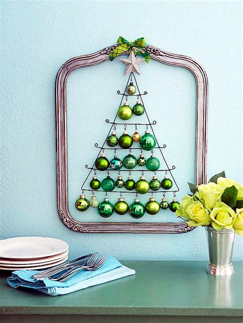 Discover 37 easy and/or diy christmas decorations, including wreaths, advent calendars 46. Playing for fun Christmas decor from inexpensive materials ...