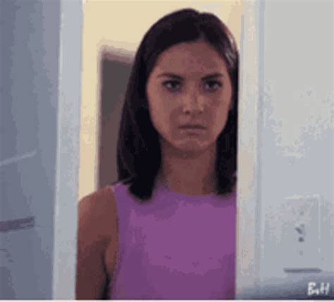 Door Closes Closing Door Gif Door Closes Closing Door Fierce Gif