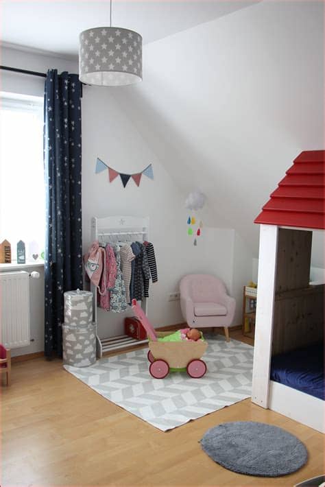 Ebenfalls sehr wichtig für ein gut eingerichtetes babyzimmer ist ein funktionaler und sicherer wickelplatz. Babyzimmer Einrichten Ideen Mädchen - Babyzimmer : House ...