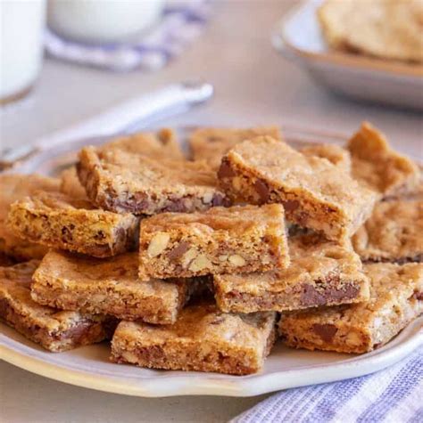 Toffee Chocolate Chip Cookie Bars Recipe A Well Seasoned Kitchen®