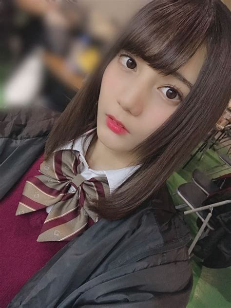 She is an exclusive model for the female fashion magazine seventeen. 小坂 菜緒 公式ブログ | 日向坂46公式サイト | 小坂, 小坂菜緒 ...