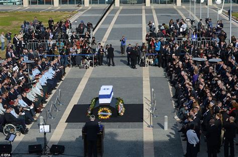 A Fitting Send Off For A Soldier Surrounded By Generals Former Israel