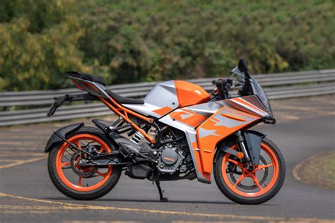 Ktm Rc 200 Gp Edition On Road Price Rc 200 Gp Edition Images Colour