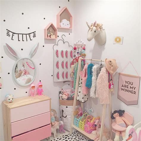Top 25+ Beautiful Unicorn Room Decoration Ideas To Have An Amazing Room
