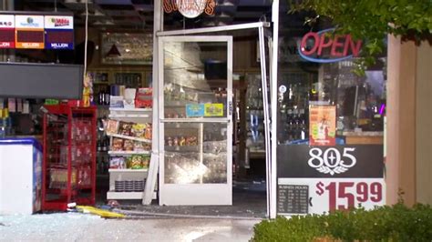 Police Investigating Possible Smash And Grab At Northeast Fresno Business Abc30 Fresno
