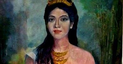 Her parents were raja ahmad and cik banun, both of royal lineage. DUNIA MEMANG ANEH: SEJARAH CIK SITI WAN KEMBANG