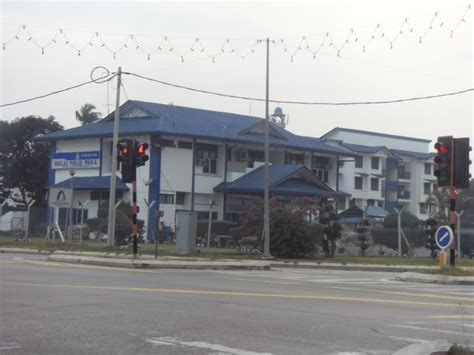 Balai polis pudu or the pudu police station is located at a corner, facing this entry was posted in kuala lumpur, pudu and tagged balai polis, district, emergency, ibu pejabat polis daerah, ipd, police. GEMPAR Kanak-Kanak Ditemui Mati Dalam Keadaan Menyedihkan